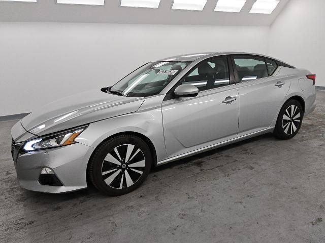 2021 Nissan Altima SV