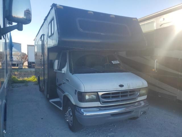 2001 Jaycee 2001 Ford Econoline E450 Super Duty Cutaway Van