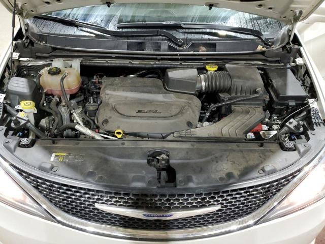 2019 Chrysler Pacifica Touring L Plus