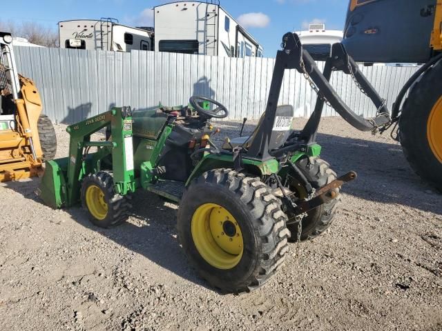 2004 John Deere Tractor