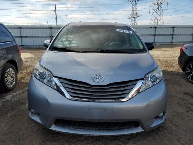 2011 Toyota Sienna XLE