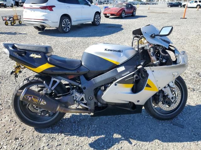 2002 Kawasaki ZX750 P