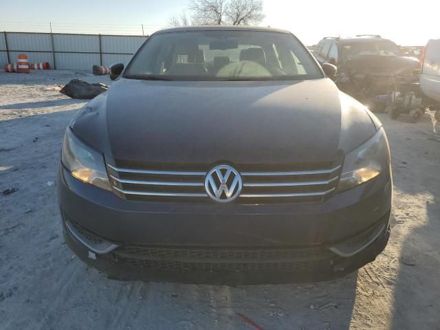 2014 Volkswagen Passat SE