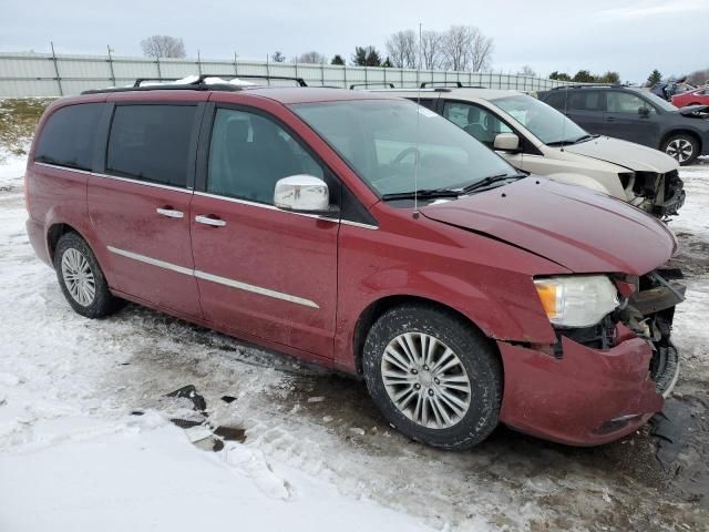 2013 Chrysler Town & Country Touring L