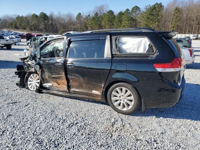 2011 Toyota Sienna XLE