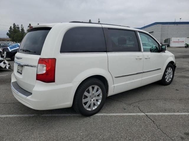 2013 Chrysler Town & Country Touring