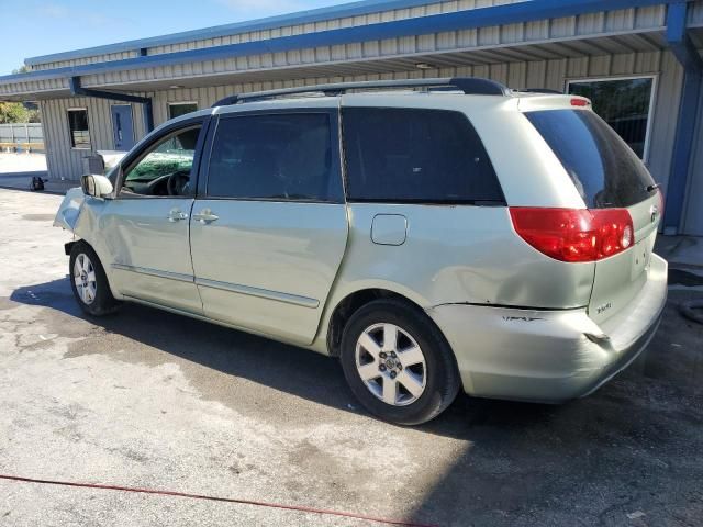 2006 Toyota Sienna XLE