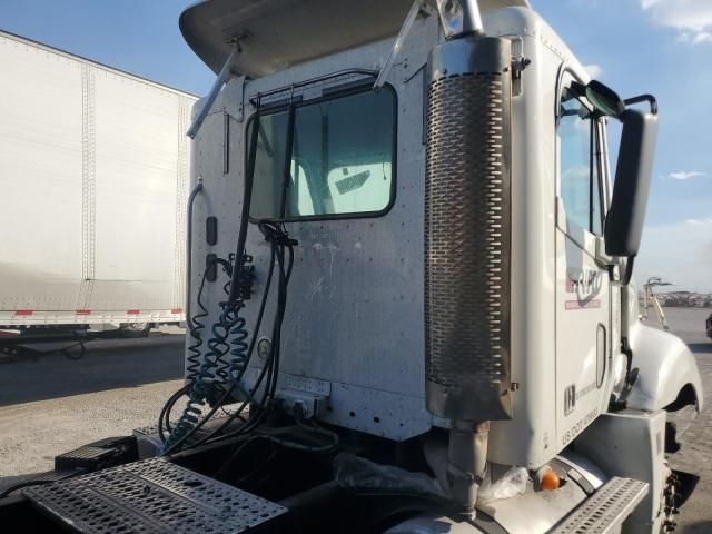 2007 Freightliner Conventional Columbia