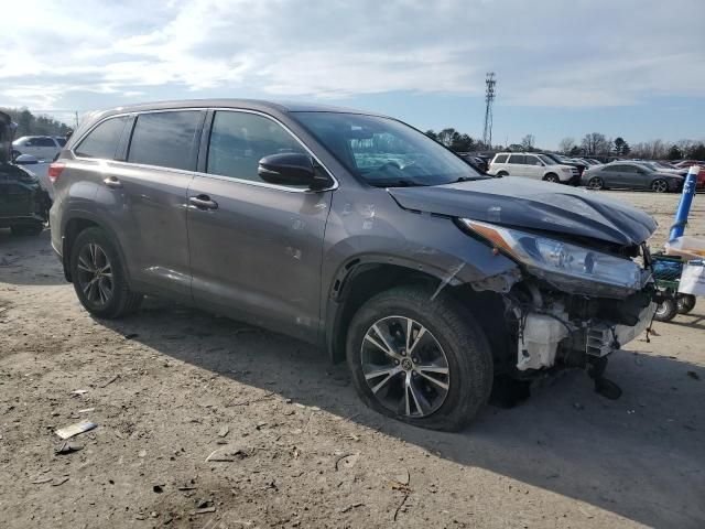 2019 Toyota Highlander LE