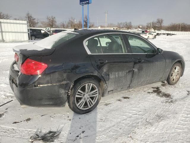 2015 Infiniti Q40