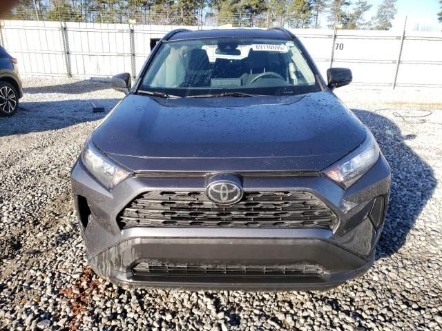 2020 Toyota Rav4 LE