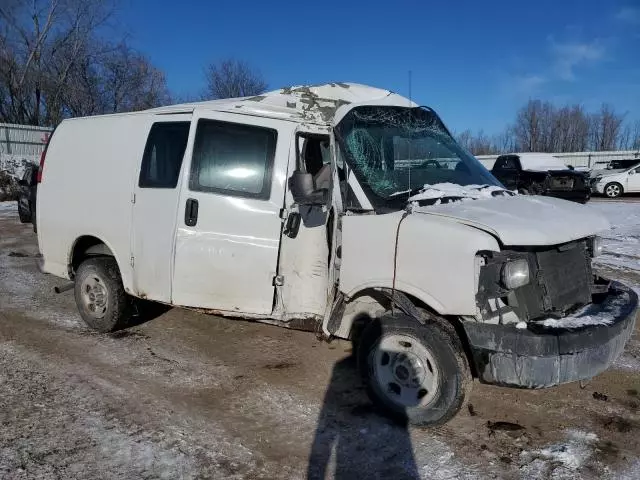 2004 GMC Savana G2500