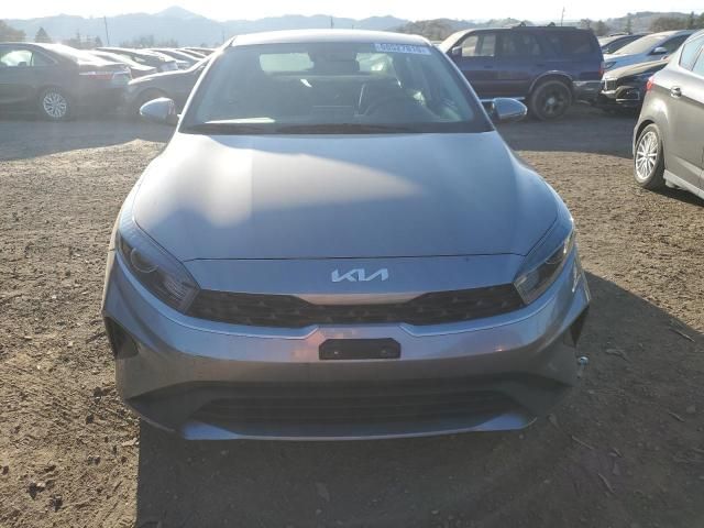 2023 KIA Forte LX