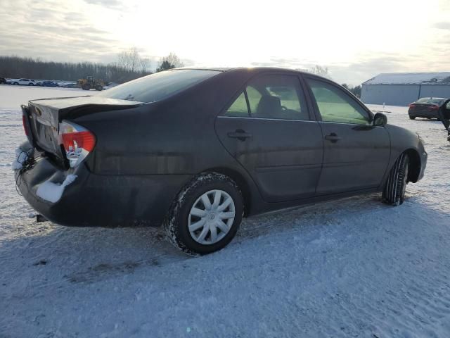 2005 Toyota Camry LE