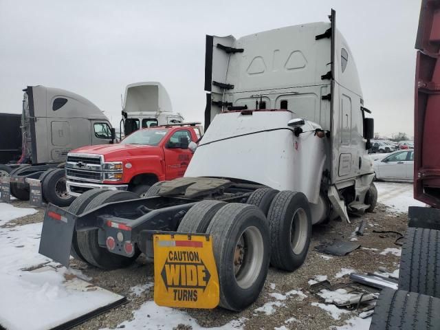 2017 Freightliner Cascadia 125