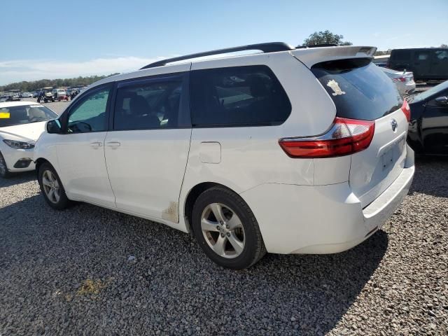 2015 Toyota Sienna LE