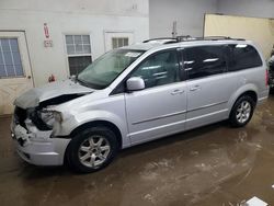 2009 Chrysler Town & Country Touring en venta en Davison, MI