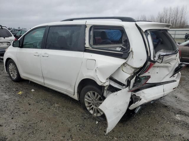 2014 Toyota Sienna XLE