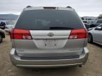 2005 Toyota Sienna XLE