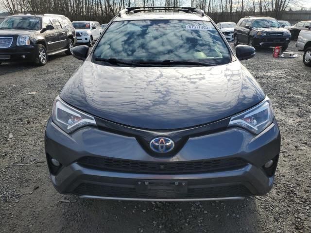 2017 Toyota Rav4 HV SE