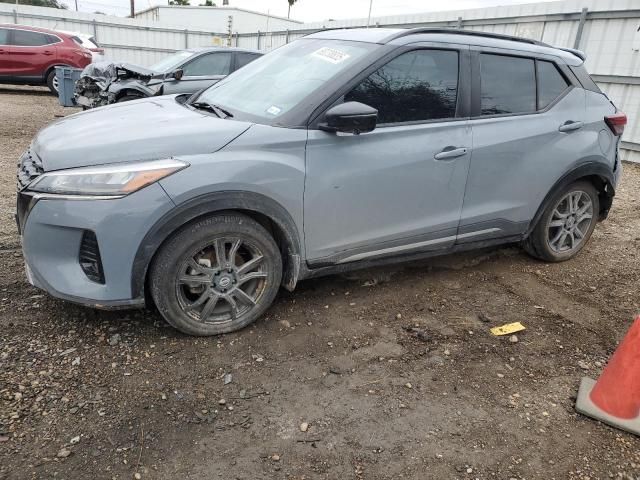 2021 Nissan Kicks SR