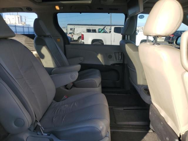 2011 Toyota Sienna XLE