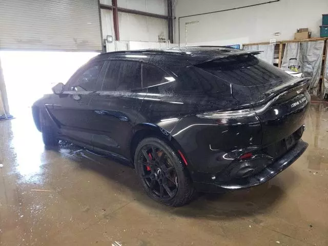 2021 Aston Martin DBX