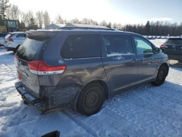 2011 Toyota Sienna LE