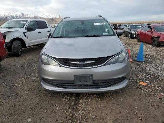 2020 Chrysler Voyager LXI