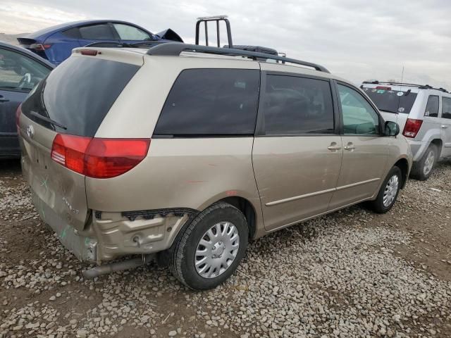 2004 Toyota Sienna CE