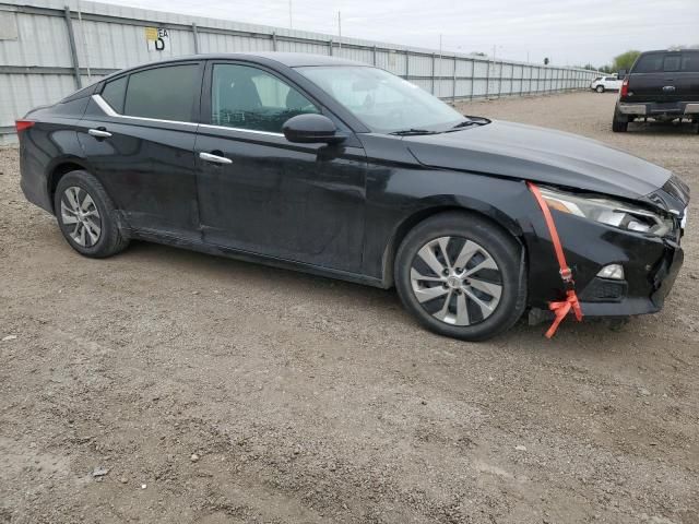 2019 Nissan Altima S