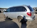 2005 Chrysler Town & Country LX