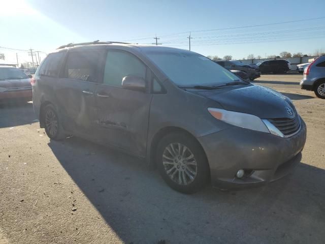 2011 Toyota Sienna XLE