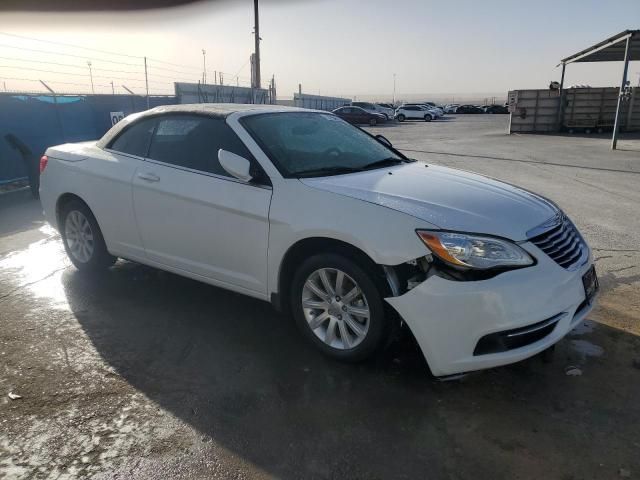 2013 Chrysler 200 Touring