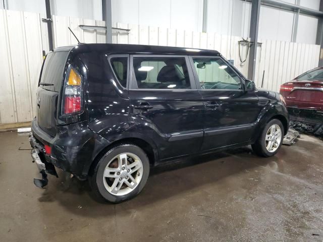 2011 KIA Soul +