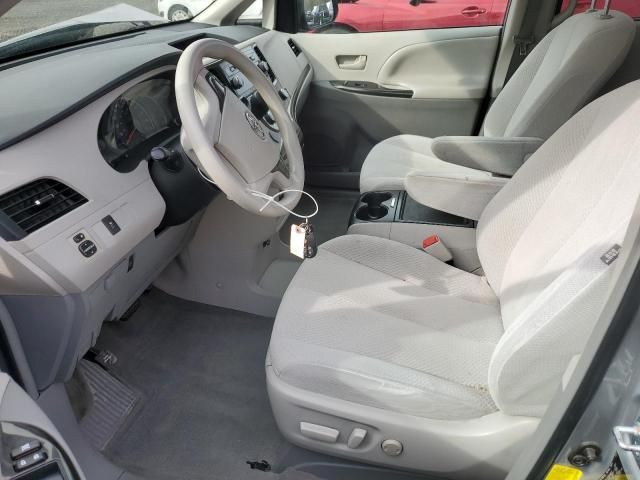 2012 Toyota Sienna LE