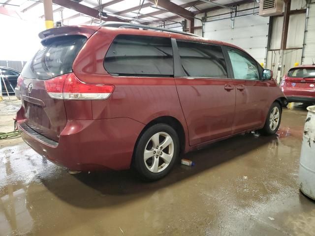 2013 Toyota Sienna LE