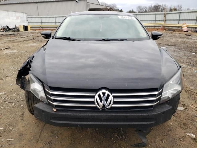 2012 Volkswagen Passat SE