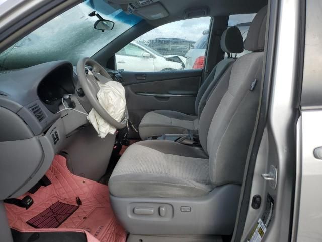 2007 Toyota Sienna CE