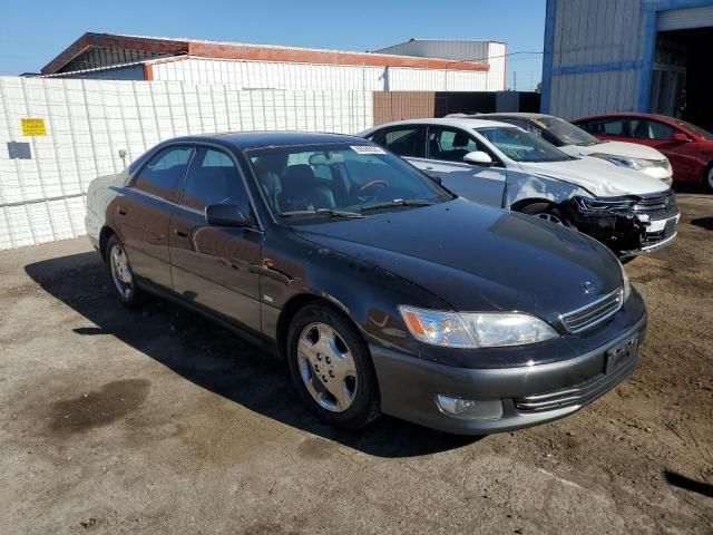 2000 Lexus ES 300