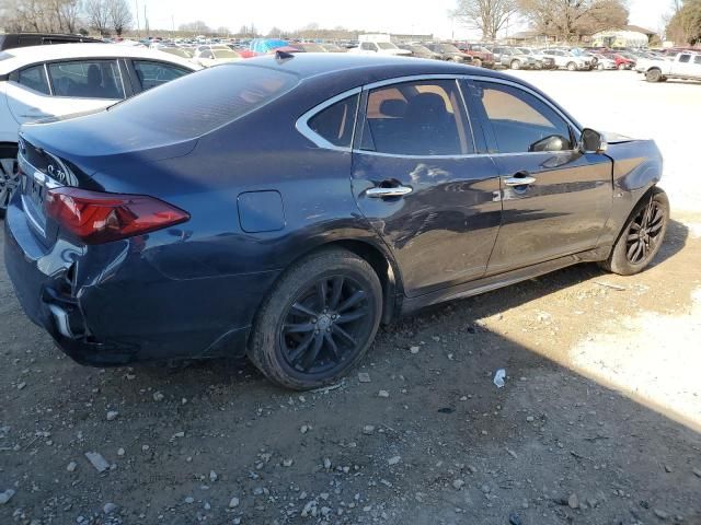 2016 Infiniti Q70 3.7