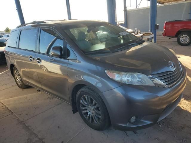 2014 Toyota Sienna XLE