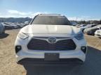 2020 Toyota Highlander Hybrid XLE