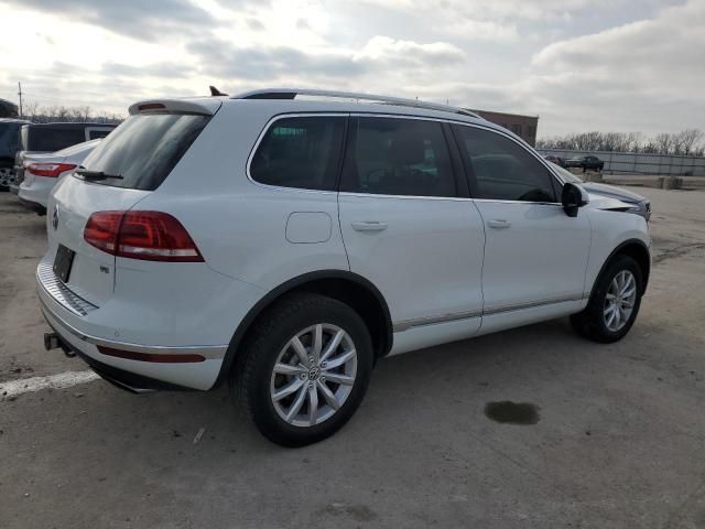 2016 Volkswagen Touareg Sport