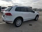 2016 Volkswagen Touareg Sport