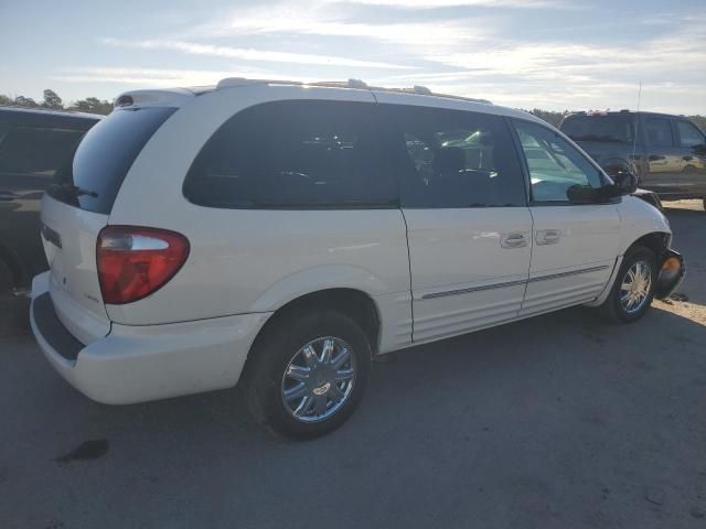 2004 Chrysler Town & Country Limited