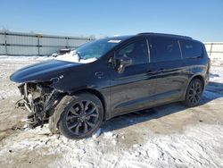 Chrysler Pacifica Touring l salvage cars for sale: 2018 Chrysler Pacifica Touring L