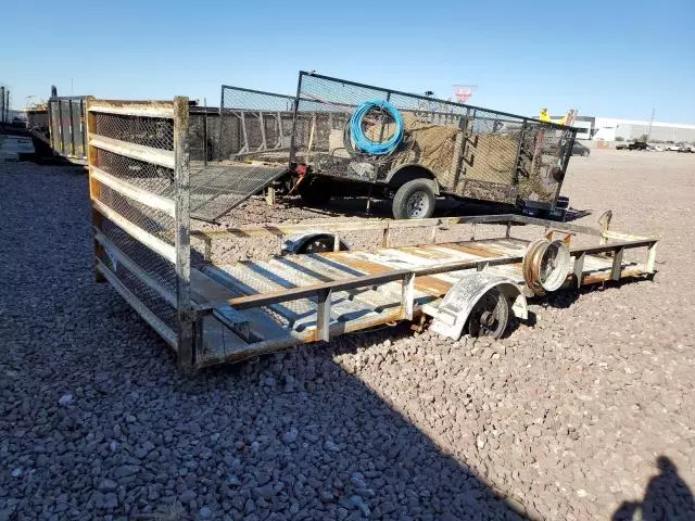 2003 MFG Trailer