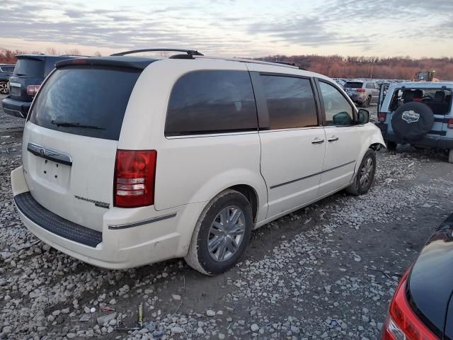 2010 Chrysler Town & Country Limited