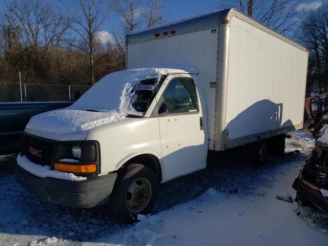 2004 GMC Savana Cutaway G3500